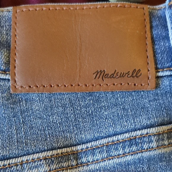 NWT Madewell | Women's Size 28 | 10" Roadtripper Jeans - Picture 5 of 7